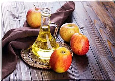 Apple cider vinegar to fight lice.