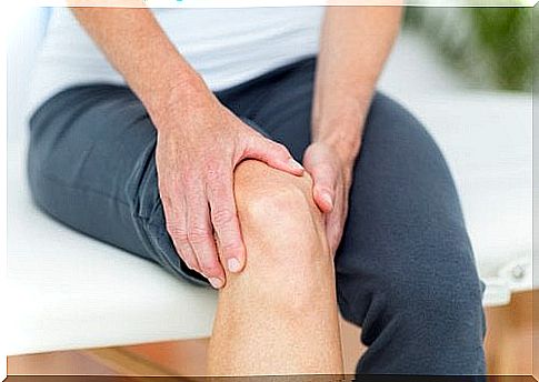 Vaporub pain in the knee