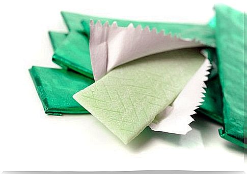 green chewing gum