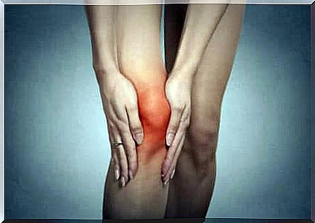 Symptoms of patella chondromalacia.