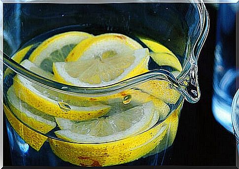 Water with lemon