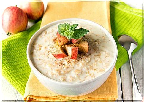 small bowl with oats, apple and mint