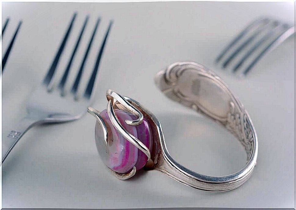 Bracelet made with fork