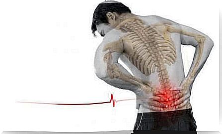 Man with pain in the spine.